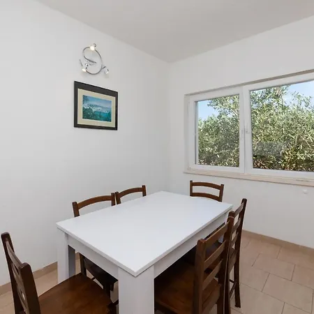Вилла With Private Exit To The And Heated Pool Супетар