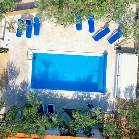 With Private Exit To The And Heated Pool *