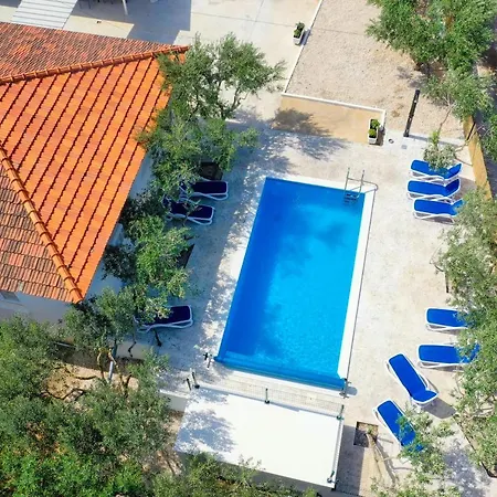 With Private Exit To The And Heated Pool *